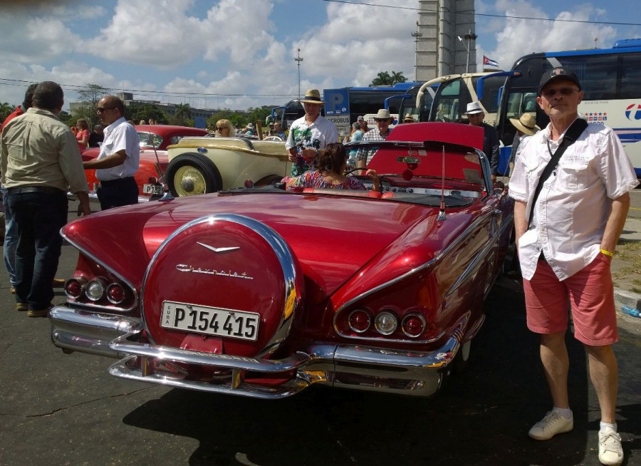 Nejoblíbenější ameriky jsou na Kubě samozřejmě kabriolety - 