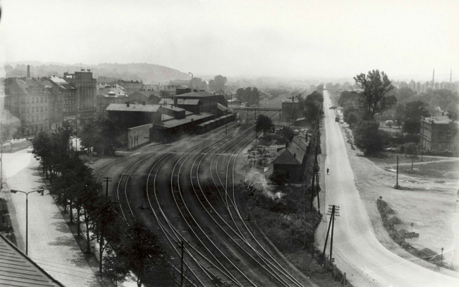 Stanice esk Tn pohled na bohumnsk zhlav na levo Ndran ul na pravo Jablunkovsk rok 1936-1938