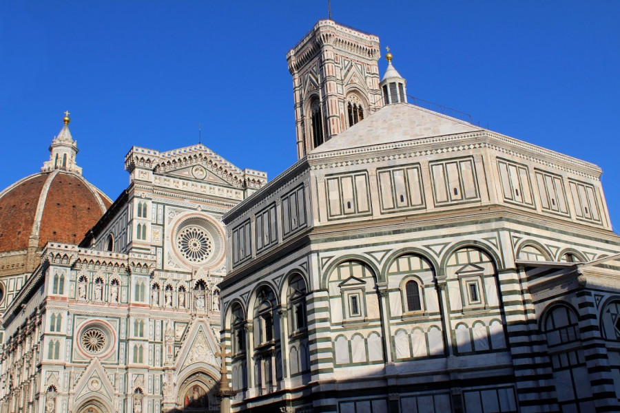 Baptisterium San Giovanni, Cattedrale di Santa Maria del Fiore a Campanile di Giotto na náměstí Piazza del Duomo