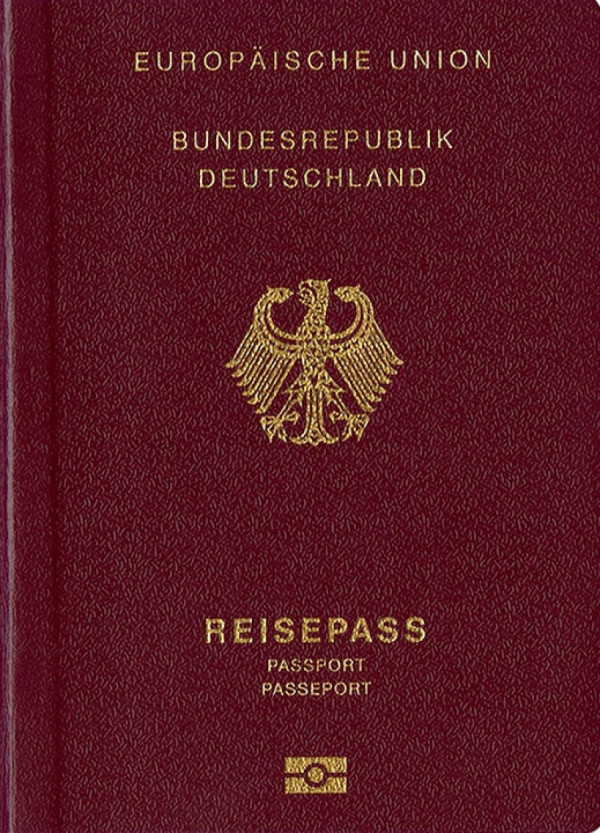 Německý cestovní pas, kterým disponuje už snad více než polovina obyvatel Hlučínska.